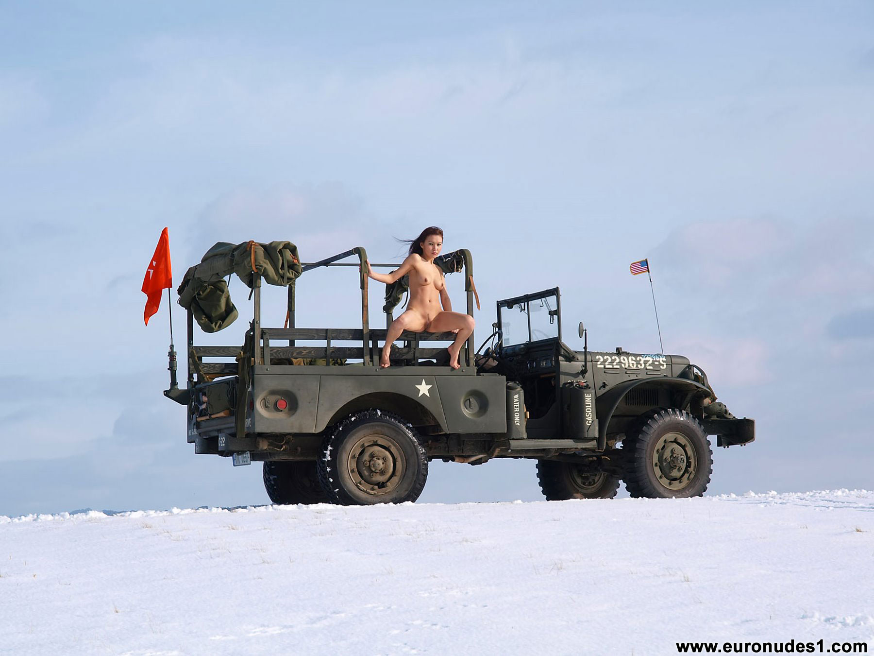Free pictures series of nude Agnes B. ...!