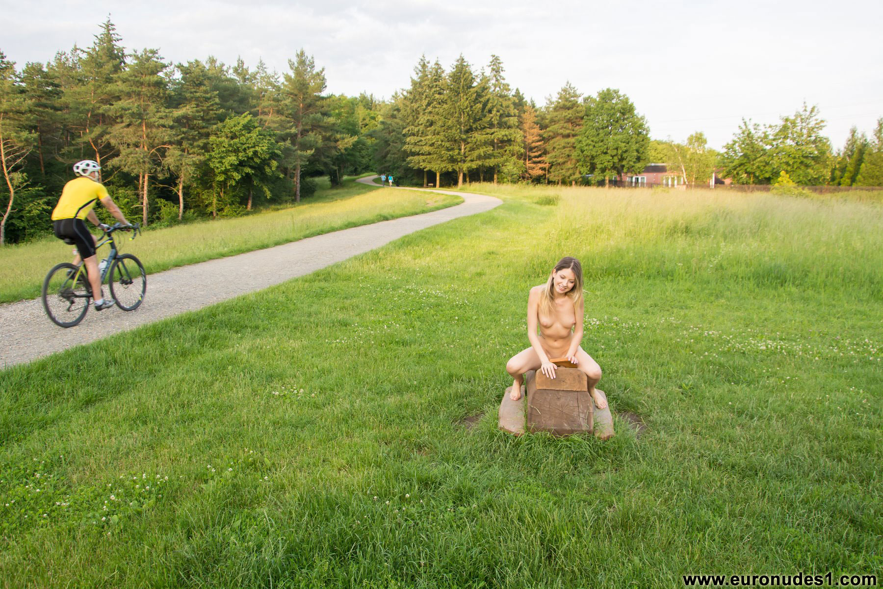 Free pictures series of nude Catia A. ...!