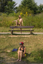 Free pictures series of nude Catia A. ...!