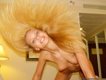 Free pictures series of nude Evi C. ...!