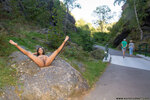 Free pictures series of nude Lucy A. ...!