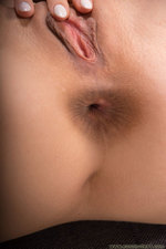Free pictures series of nude Maria B. ...!
