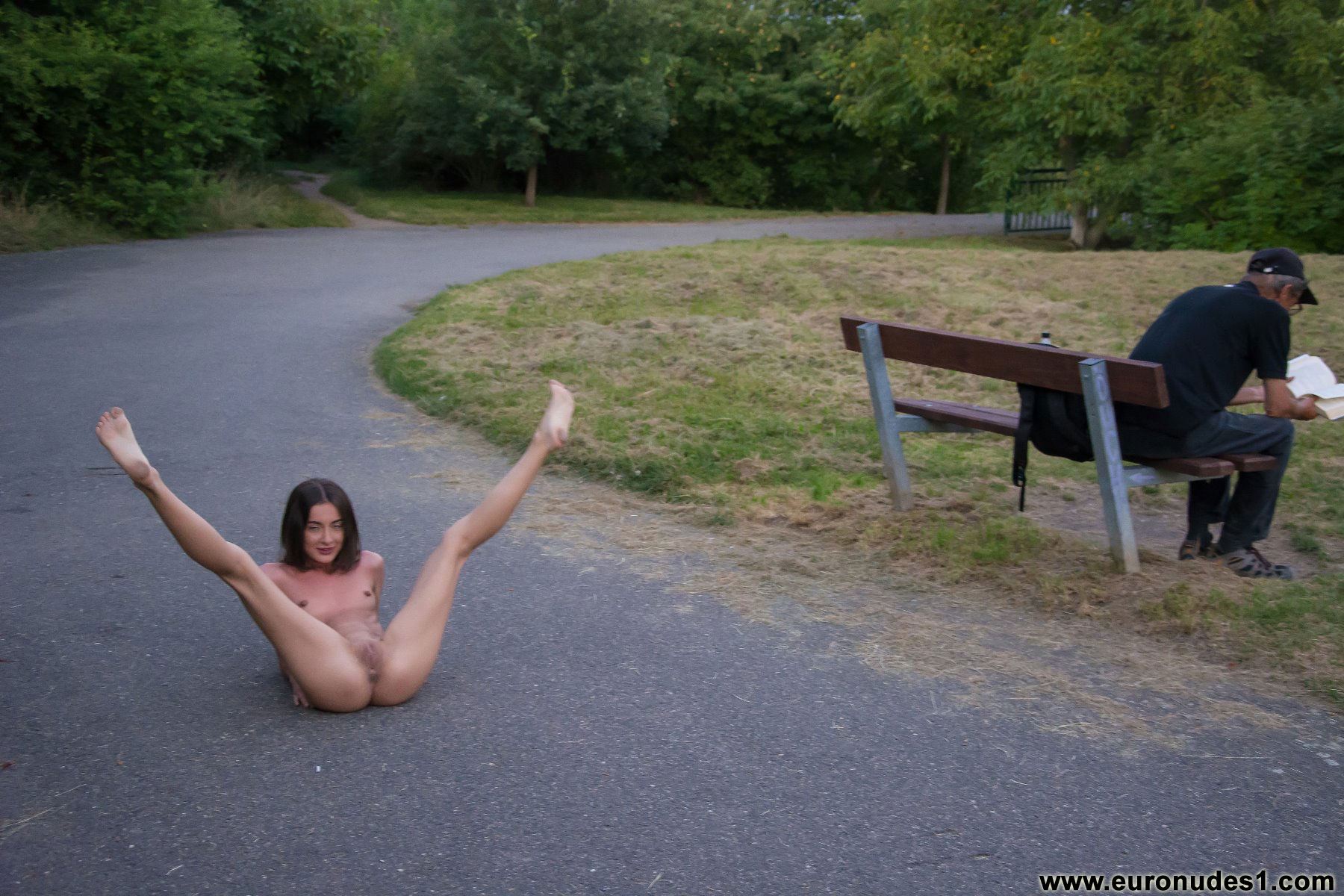 Free pictures series of nude Sasha B. ...!