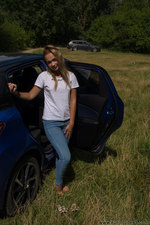 Free pictures series of nude Yulia F. ...!